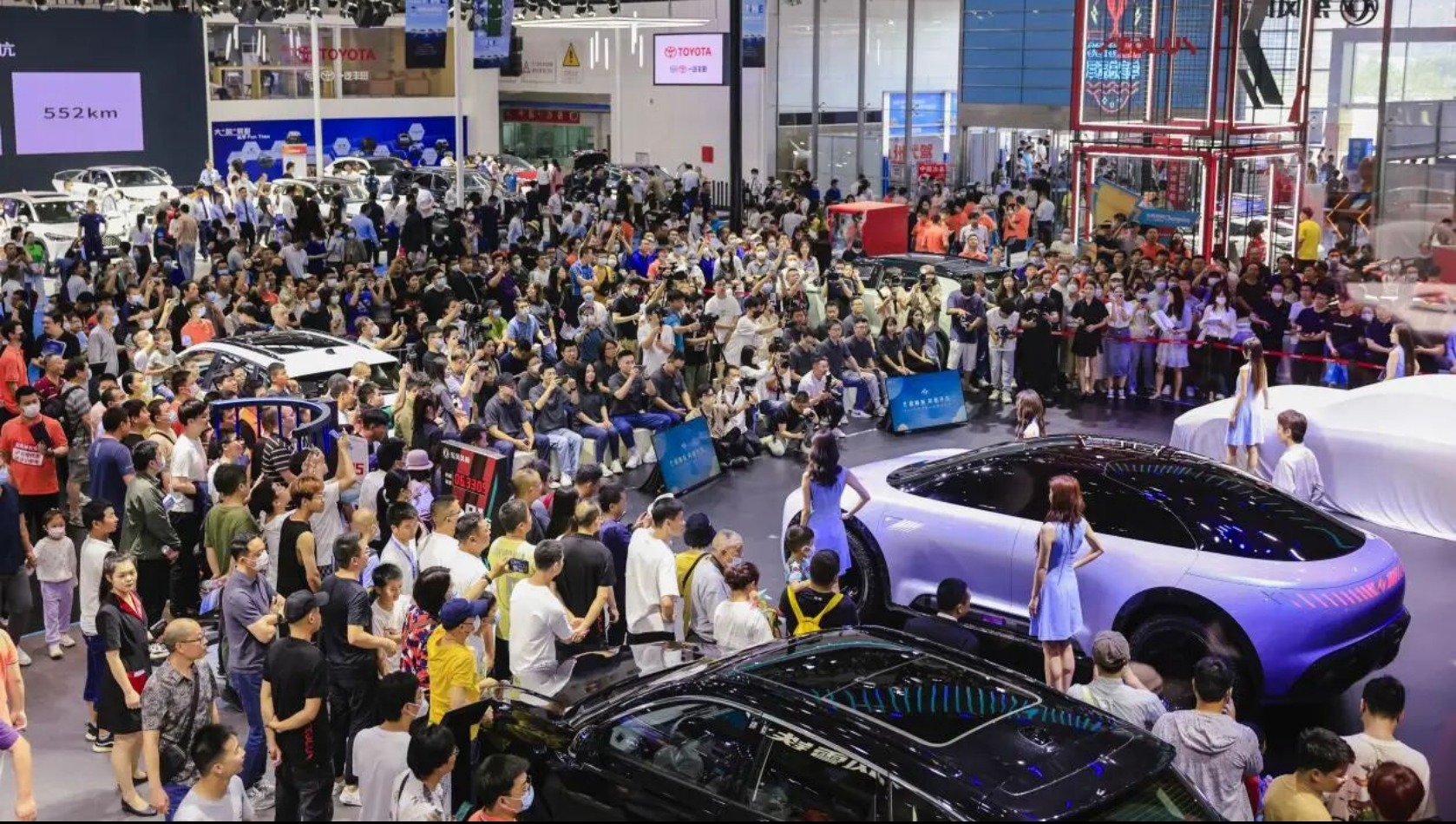 新车型过多过滥  严重浪费资源